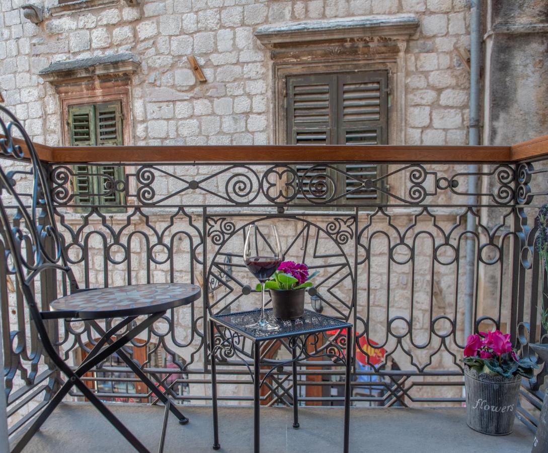 Sasha Di Cattaro - Old Town Lux Apartment ภายนอก รูปภาพ