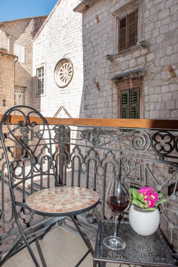Sasha Di Cattaro - Old Town Lux Apartment ภายนอก รูปภาพ